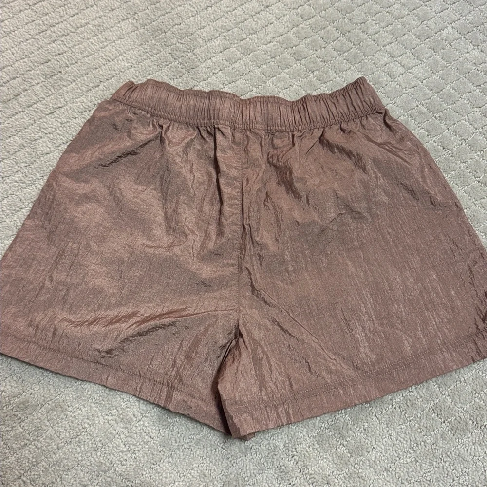 Lunar Sheen Utility High Rise Short - Picture 2 of 4